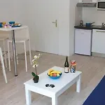In For 4 Person *